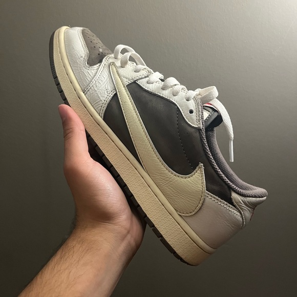 Jordan Other - Jordan 1 Low Travis Scott Reverse Mocha Size 11.5
